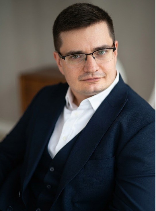 Сергій Бєляков, автор книги